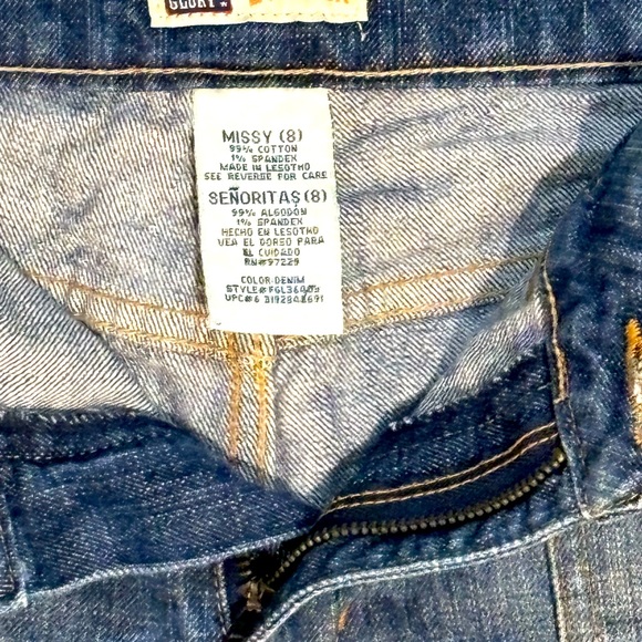 Faded Glory Denim Capri, Size 8, pre-owned - Picture 3 of 6